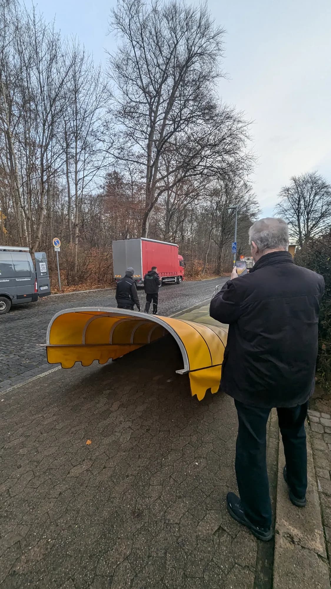 Sonnen- und Windschutz-Projekte von AZOVBAU — Bild 1
